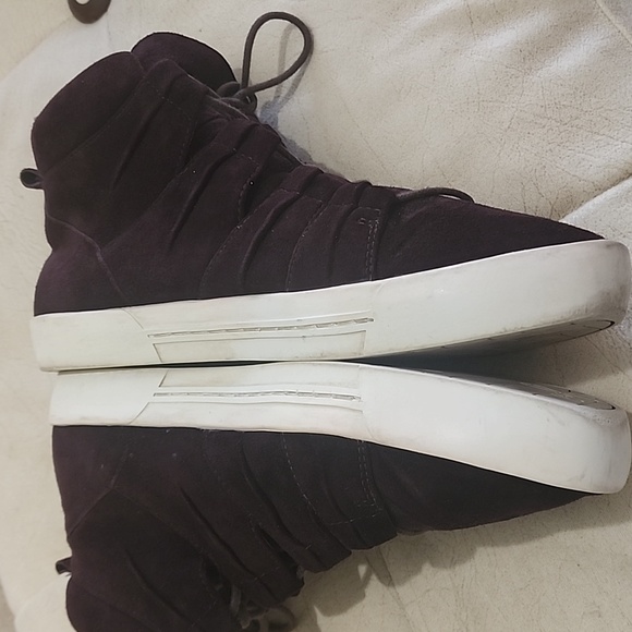 Joie Dark Burgundy Suede Sneakers.Very good Condition - Picture 5 of 8